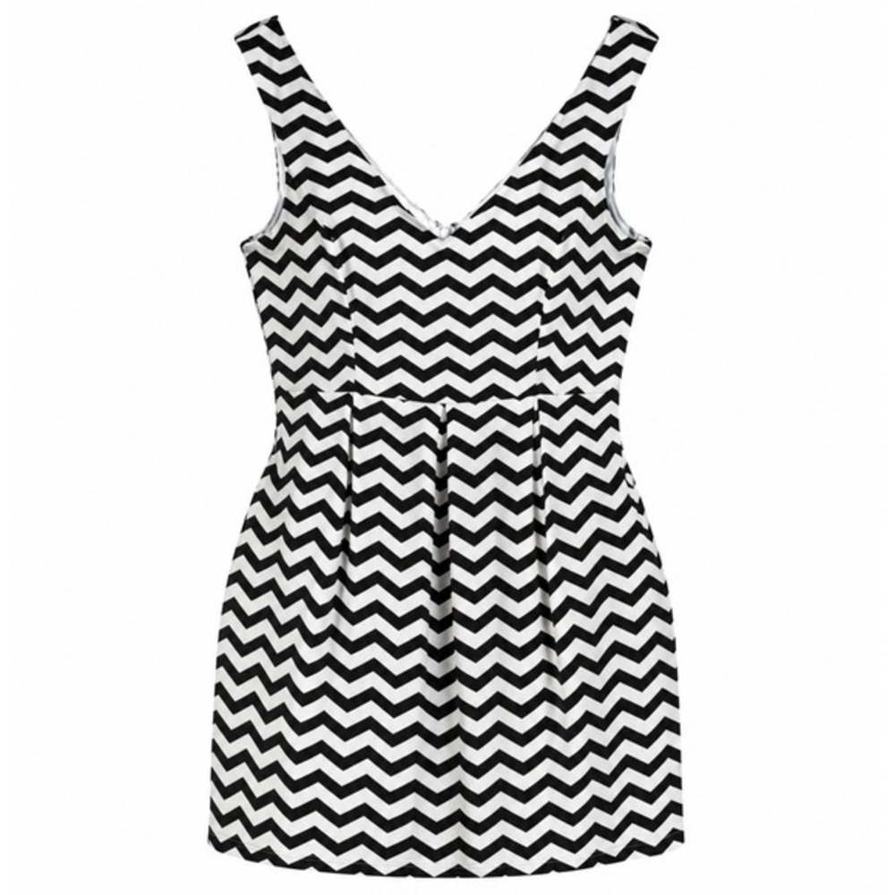 WHBM‎ Sleeveless Mini Dress Pleated Front Chevron Striped Black White Size 10